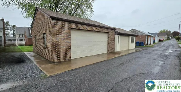 $284,900 | 436 East 12th Street, Northampton, PA 18067