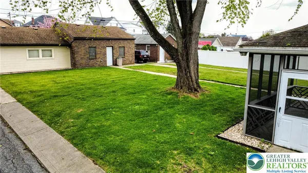 $284,900 | 436 East 12th Street, Northampton, PA 18067