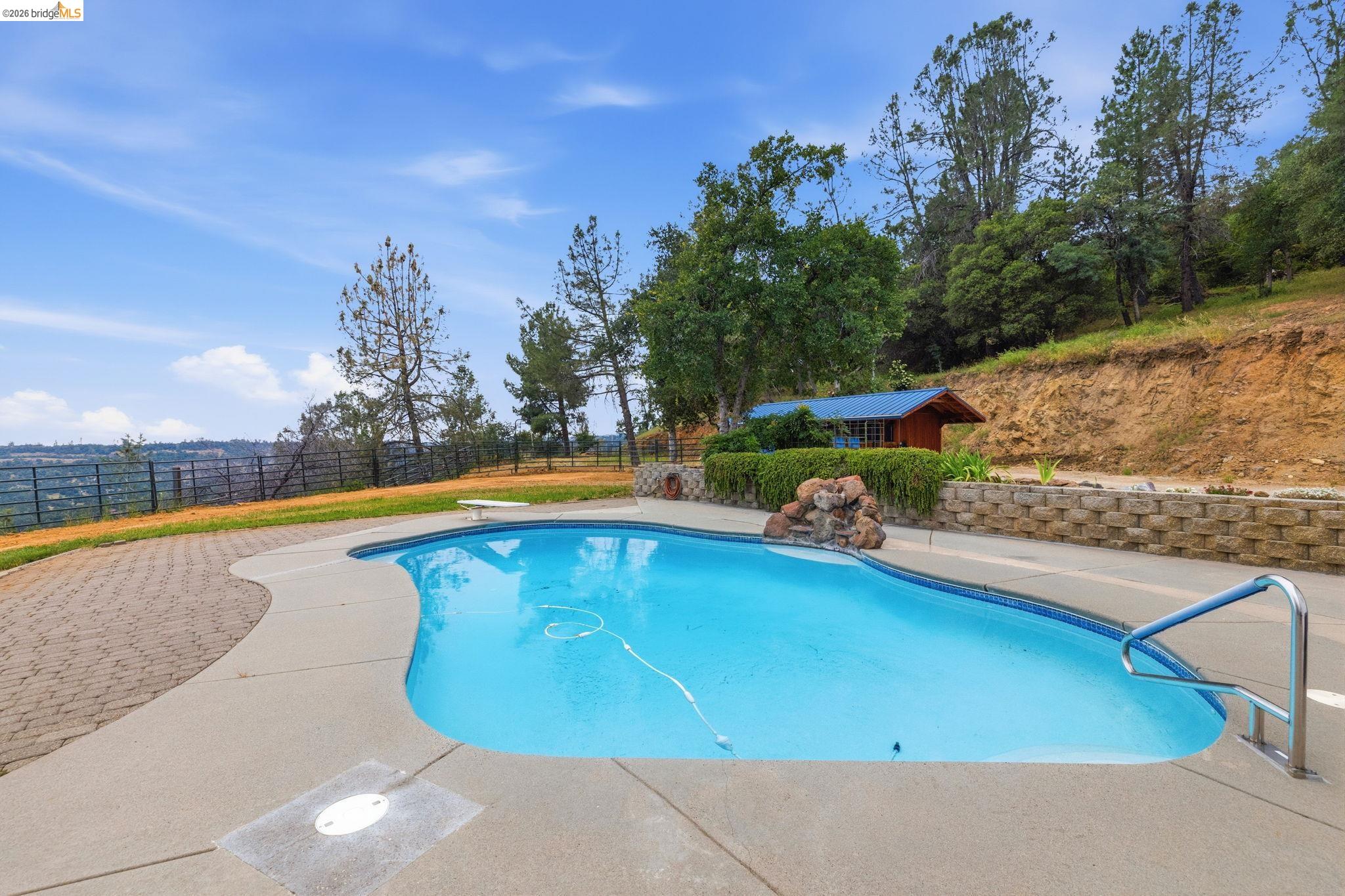 19466 Mira Monte Road Tuolumne, CA 95379 - Photo 37 of 43