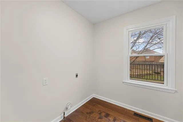 $700,000 | 8108 West 98th Terrace, Overland Park, KS 66212