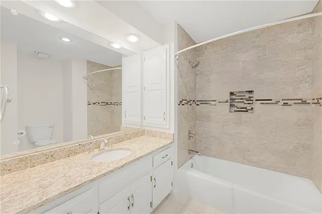 $700,000 | 8108 West 98th Terrace, Overland Park, KS 66212