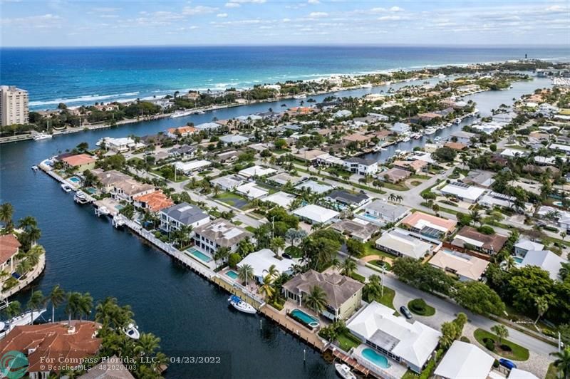 2932 Northeast 36th Street Lighthouse Point, FL 33064 - Photo 31 of 31 an aerial view of a city