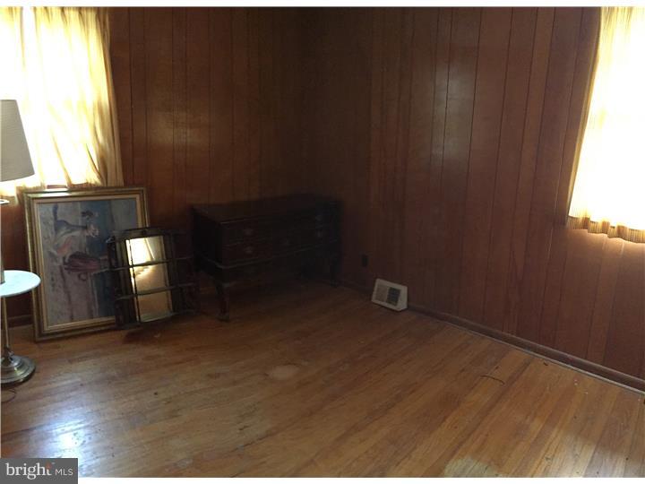 9435 Academy Road Philadelphia, PA 19114 - Photo 3 of 7 Bedroom