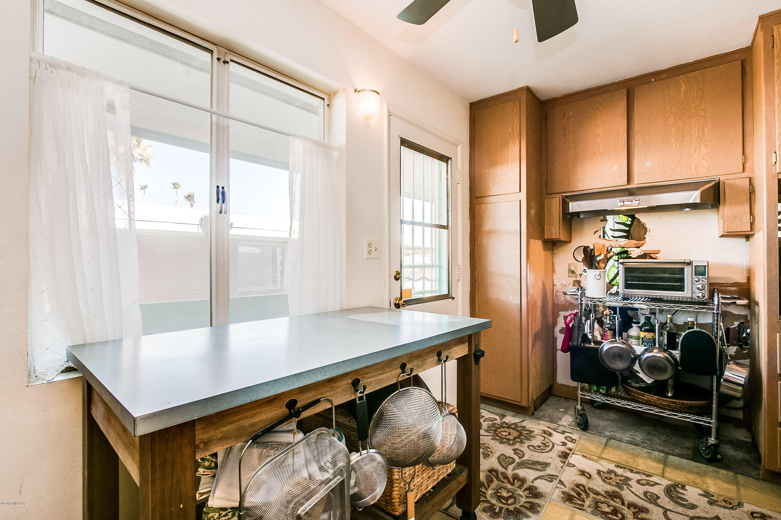 525 North Country Club Road, Unit P64 Tucson, AZ 85716 - Photo 4 of 23