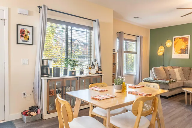 $298,500 | 1325 Bunker Hill Drive, Unit 3104, Sun Prairie, WI 53590