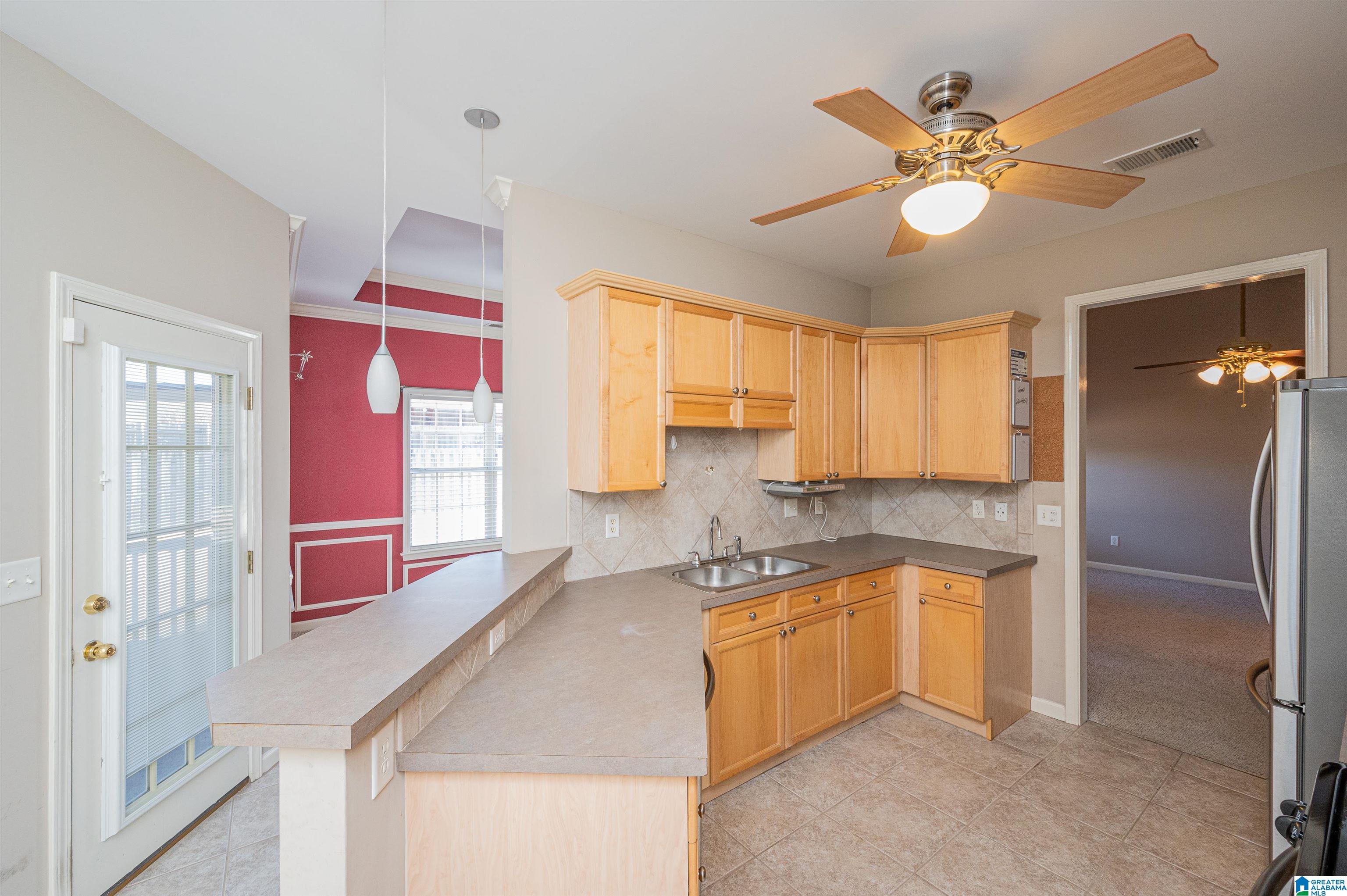 124 Churchill Drive Alabaster, AL 35114 - Photo 14 of 43