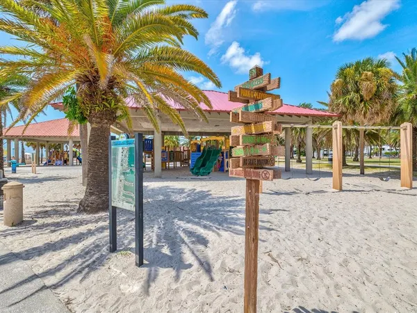 $3,900 | 185 Brightwater Drive, Unit 5, Clearwater Beach, FL 33767