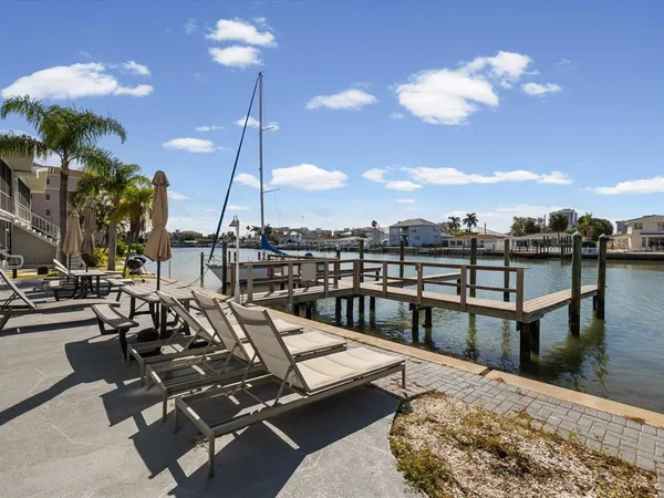$3,900 | 185 Brightwater Drive, Unit 5, Clearwater Beach, FL 33767