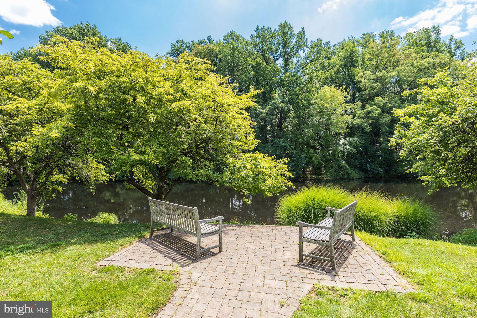 7258 Evans Mill Road McLean, VA 22101 - Photo 33 of 35 Sitting Area