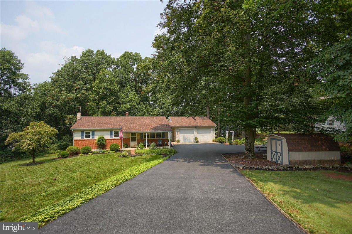 135 Oak Road Elizabethtown, PA 17022 - Photo 15 of 50 Gallery Image 15