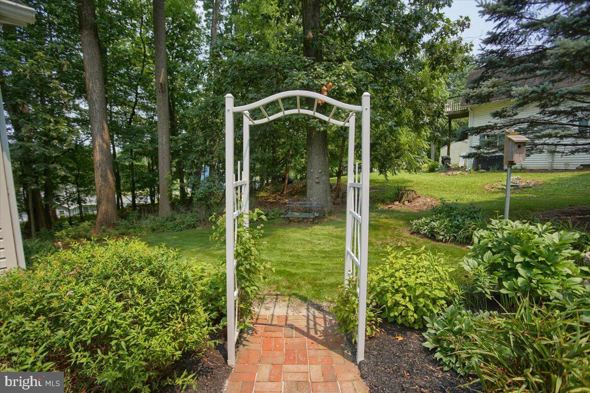 135 Oak Road Elizabethtown, PA 17022 - Photo 16 of 50 Gallery Image 16