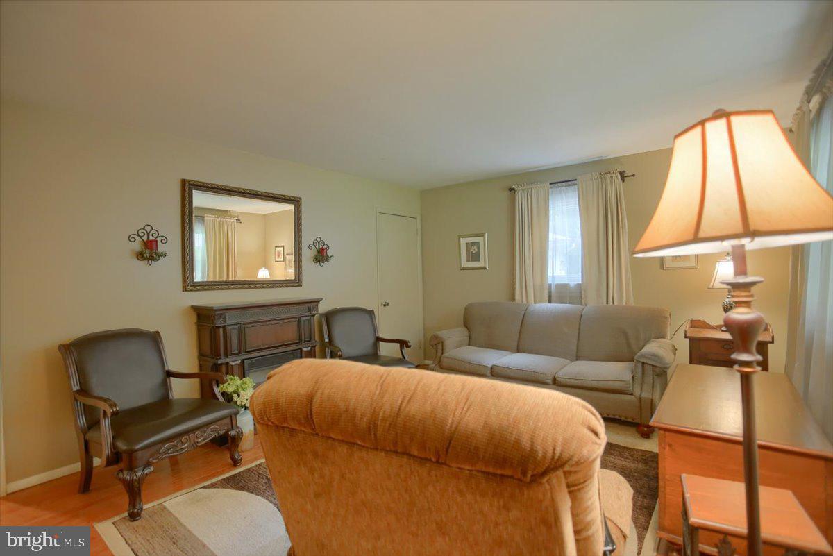 135 Oak Road Elizabethtown, PA 17022 - Photo 17 of 50 Gallery Image 17