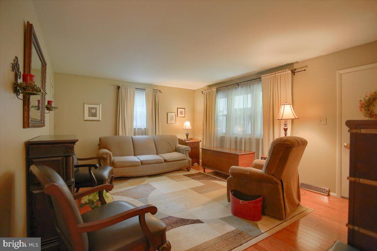 135 Oak Road Elizabethtown, PA 17022 - Photo 19 of 50 Gallery Image 19