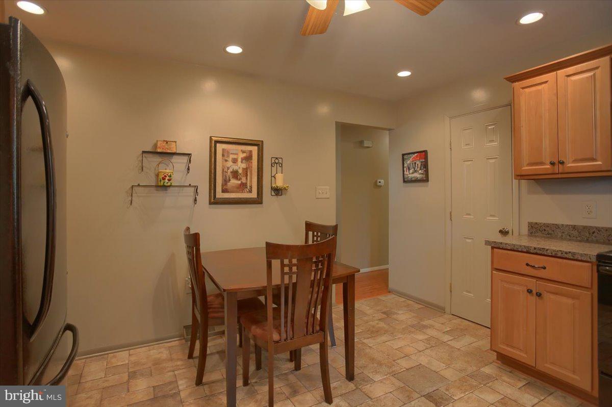 135 Oak Road Elizabethtown, PA 17022 - Photo 32 of 50 Gallery Image 32