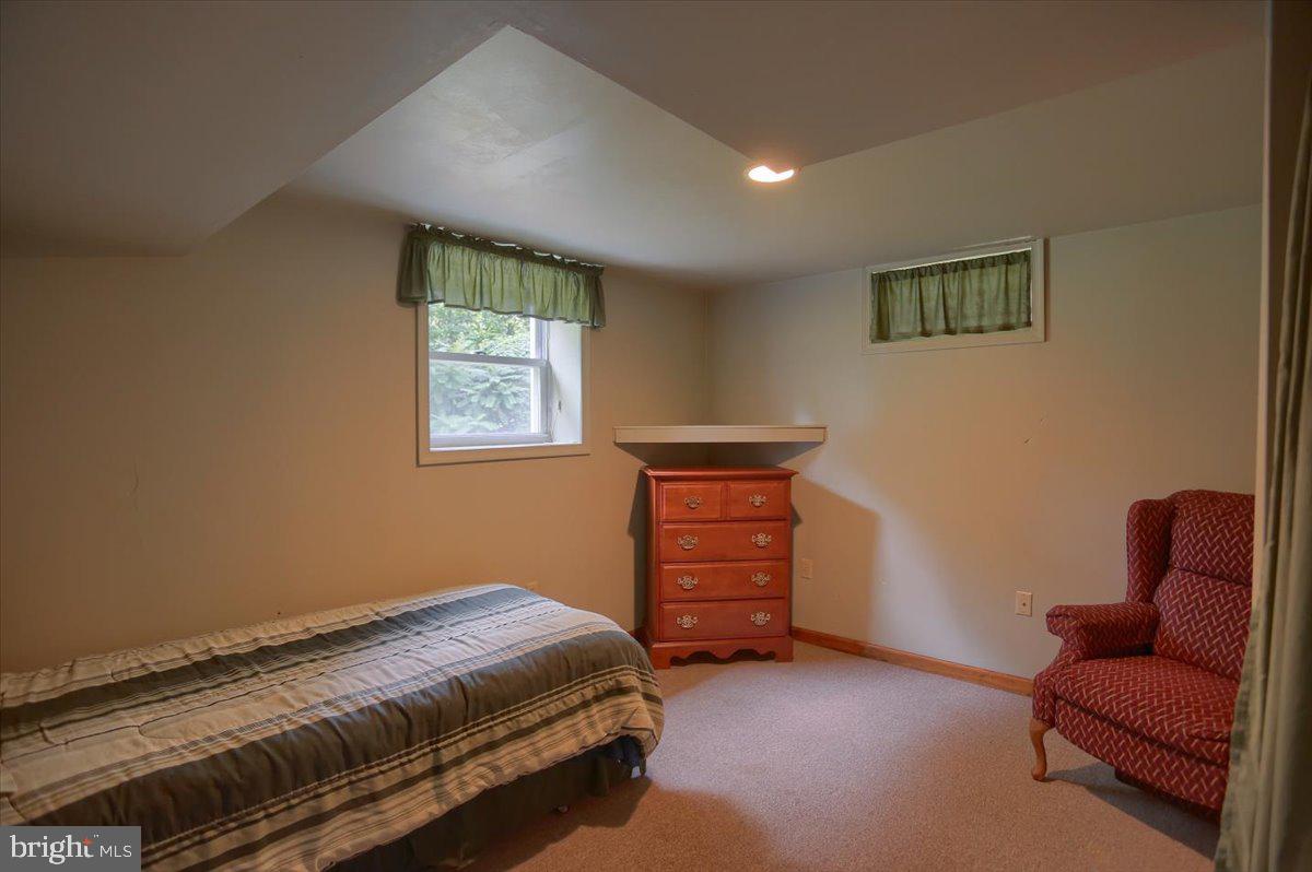 135 Oak Road Elizabethtown, PA 17022 - Photo 43 of 50 Gallery Image 43