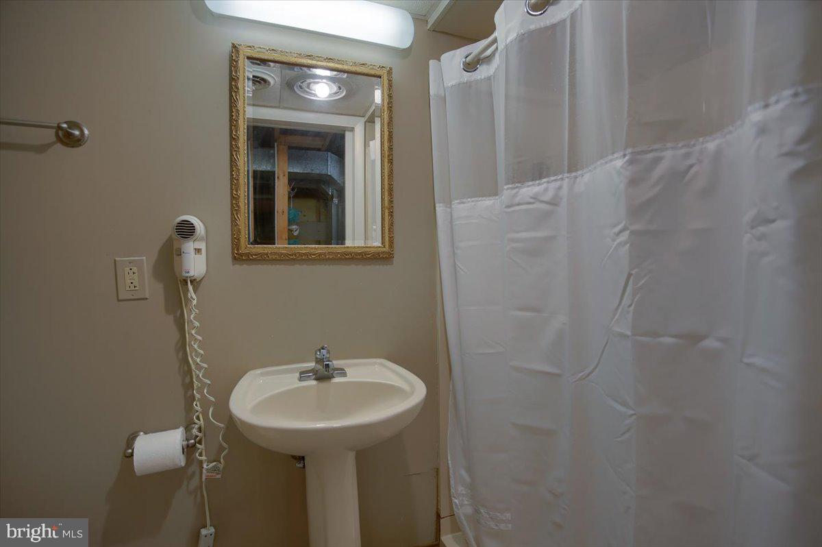 135 Oak Road Elizabethtown, PA 17022 - Photo 45 of 50 Gallery Image 45