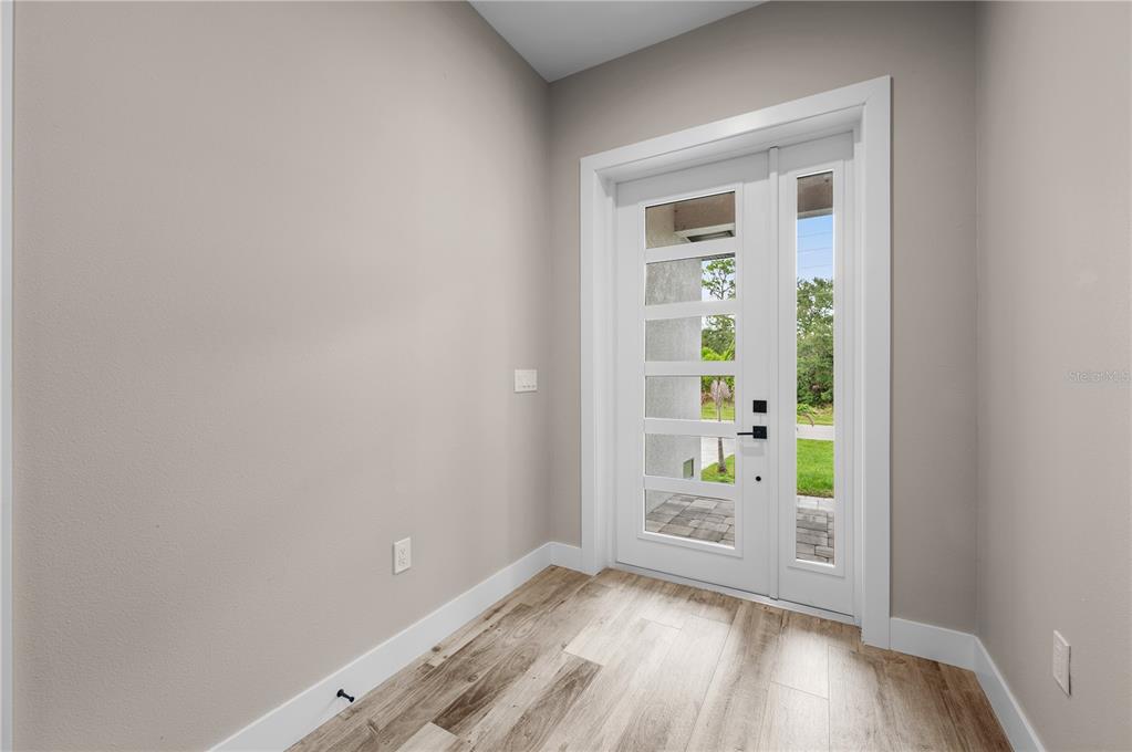 139 Sunset Road Rotonda West, FL 33947 - Photo 7 of 72 Gallery Image 7