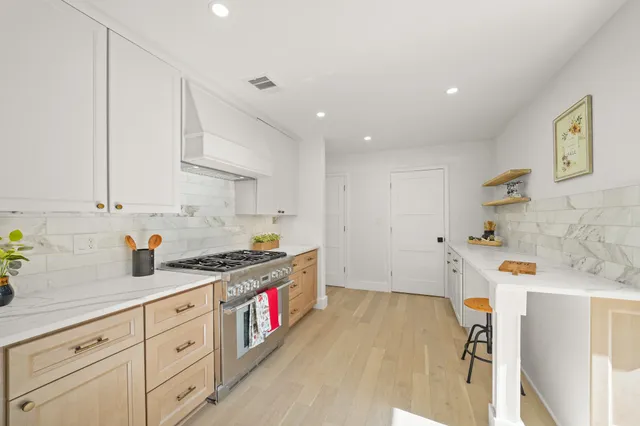 $650,000 | 1931 Chaparral Drive, Houston, TX 77043