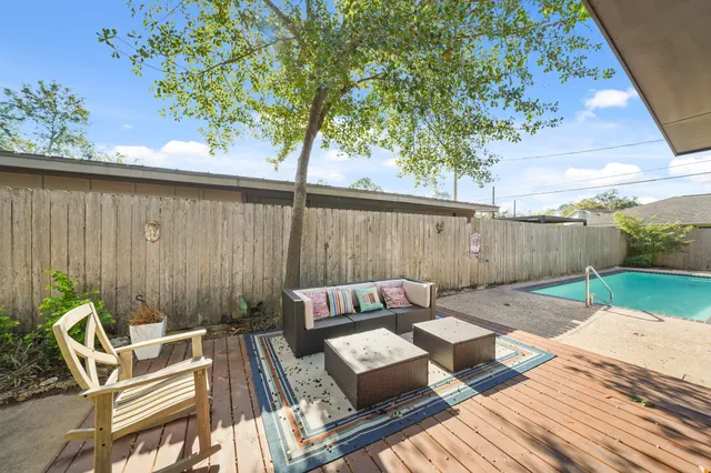 $650,000 | 1931 Chaparral Drive, Houston, TX 77043