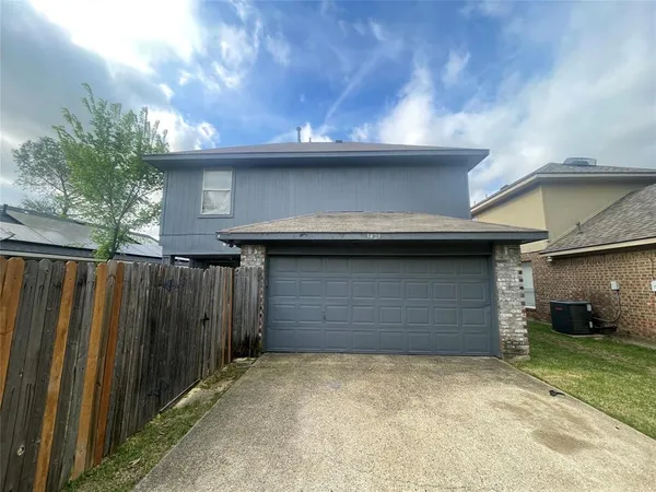 $1,995 | 430 Sims Drive, Cedar Hill, TX 75104