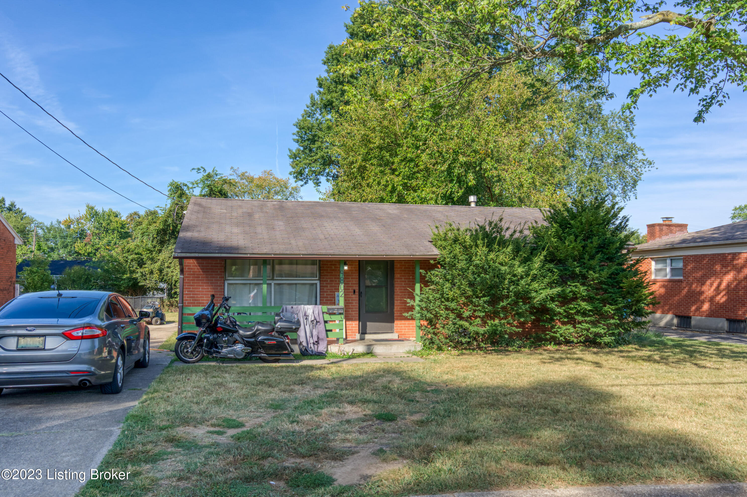 9802 Gandy Road Louisville, KY 40272 - Photo 2 of 2 019 - 20230919 06867