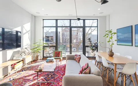 $800,000 | 1018 North Wood Street, Unit 3, Chicago, IL 60622
