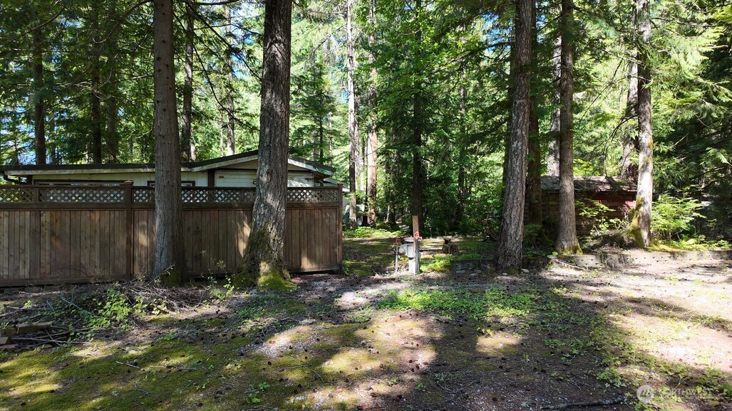 27 Riverside Drive Deming, WA 98244 - Photo 12 of 39 Gallery Image 12