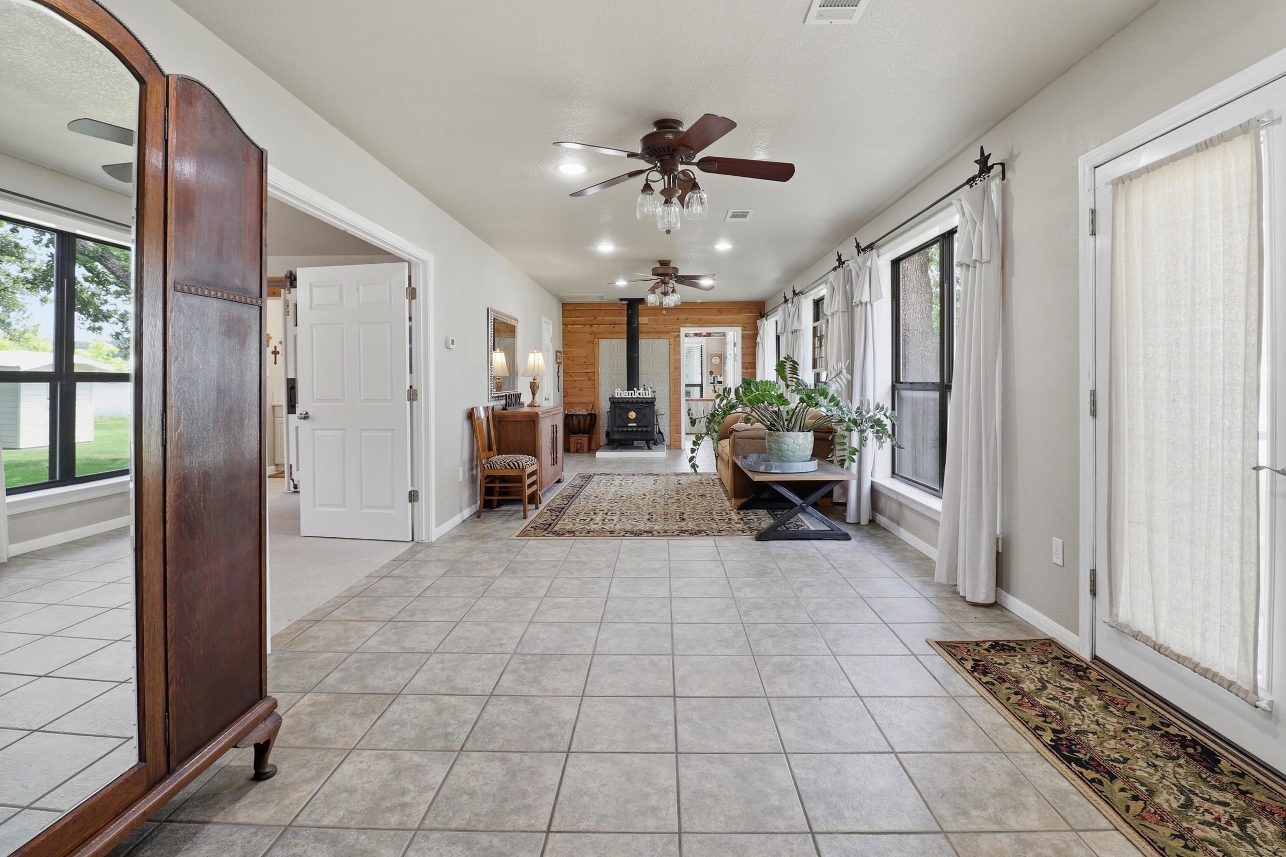 115 Sunset Circle Burnet, TX 78611 - Photo 18 of 45