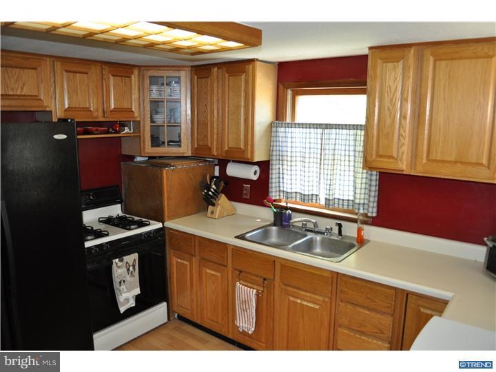 1016 White Oak Road Dover, DE 19901 - Photo 3 of 9 Gallery Image 3