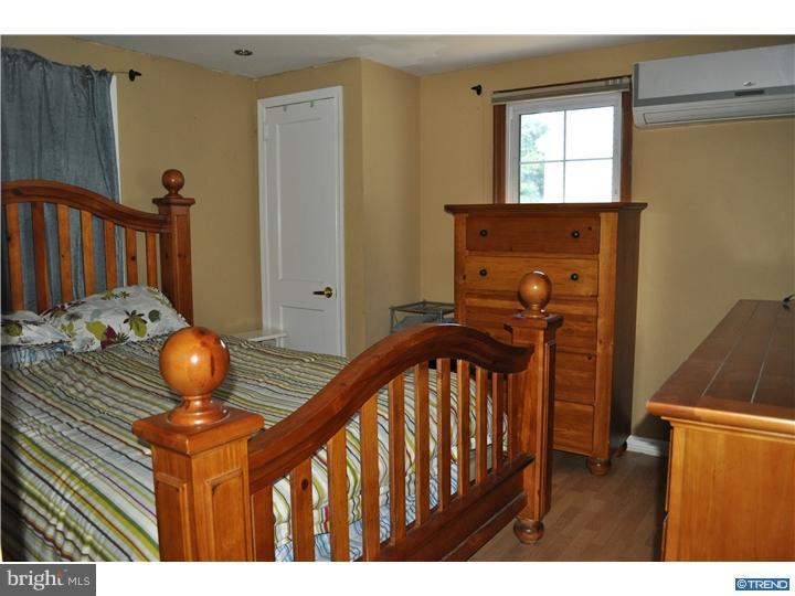 1016 White Oak Road Dover, DE 19901 - Photo 5 of 9 Gallery Image 5