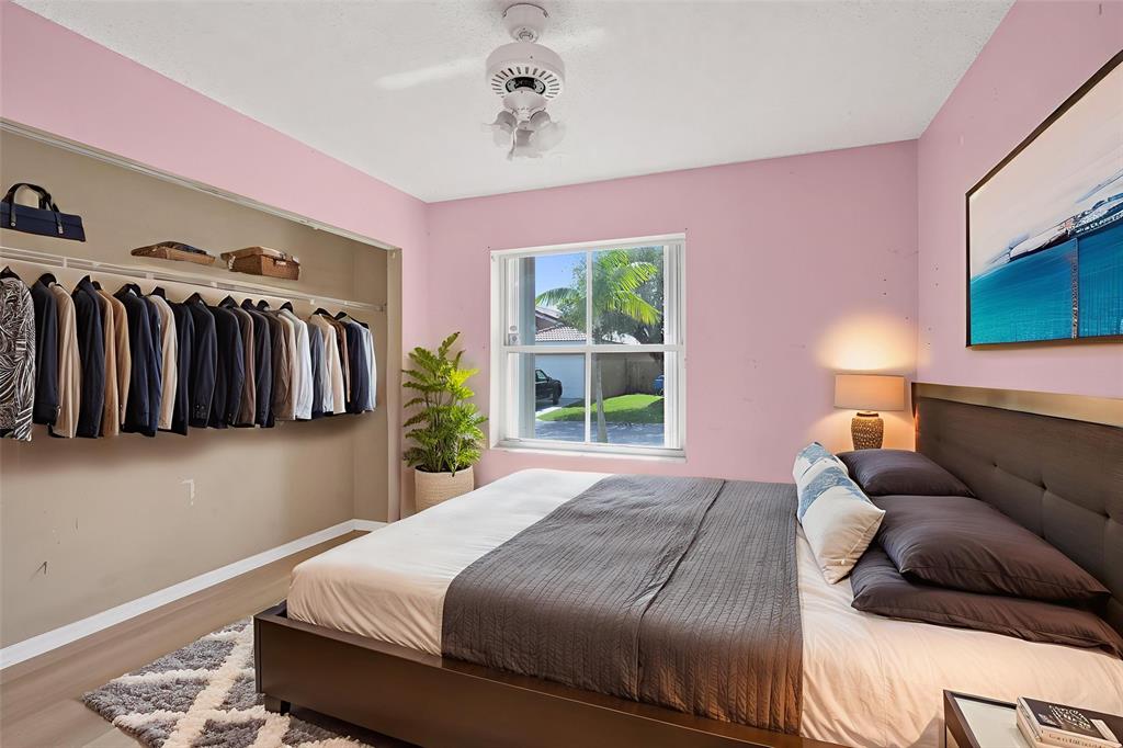 7341 Flores Way Margate, FL 33063 - Photo 3 of 8