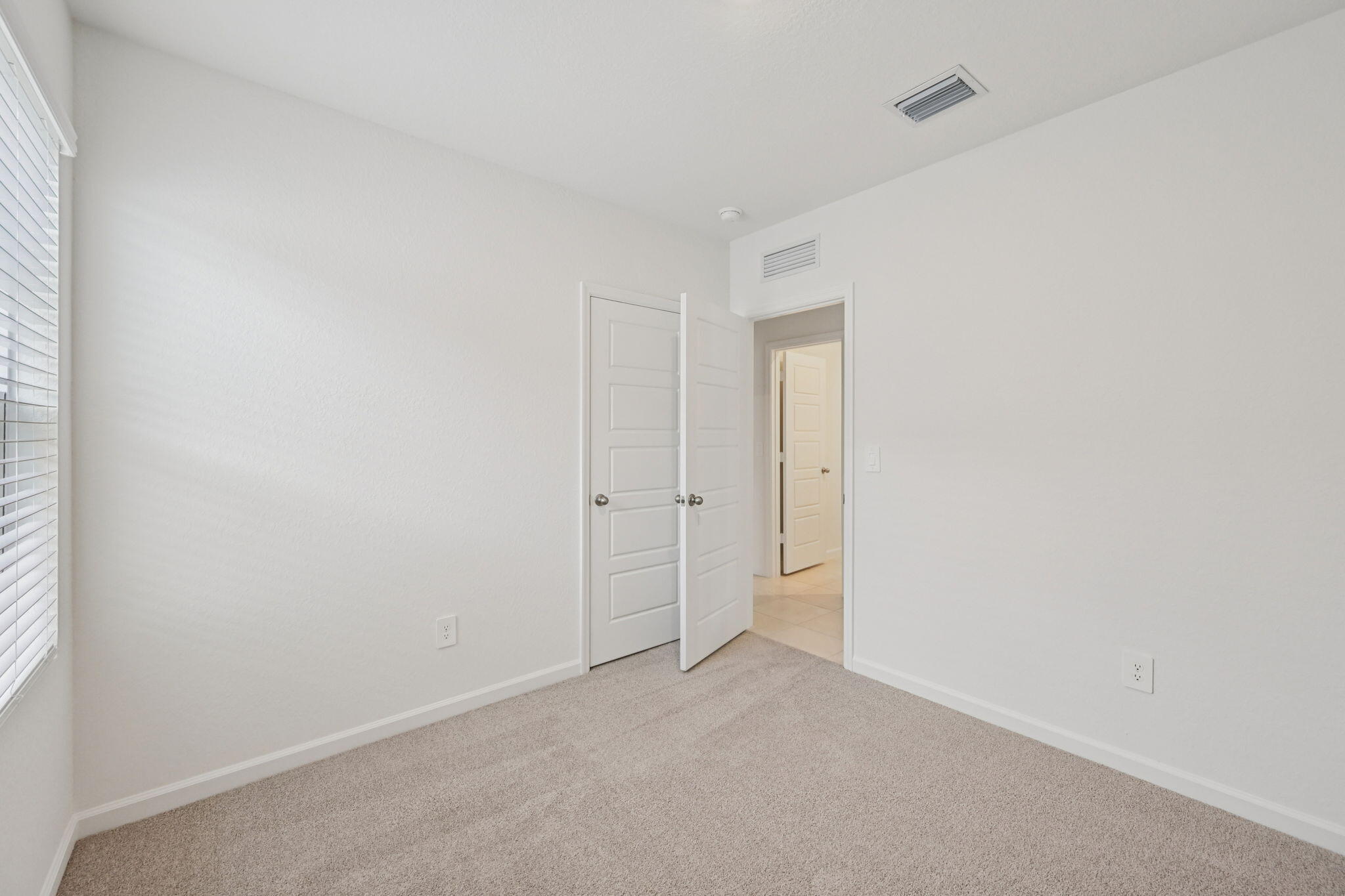 14304 Southwest New Dawn Road Indiantown, FL 34956 - Photo 19 of 40 14304 New Dawn Rd FL (17)