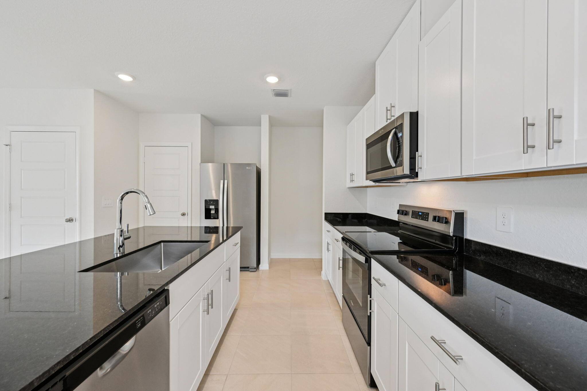 14304 Southwest New Dawn Road Indiantown, FL 34956 - Photo 6 of 40 14304 New Dawn Rd FL (14)