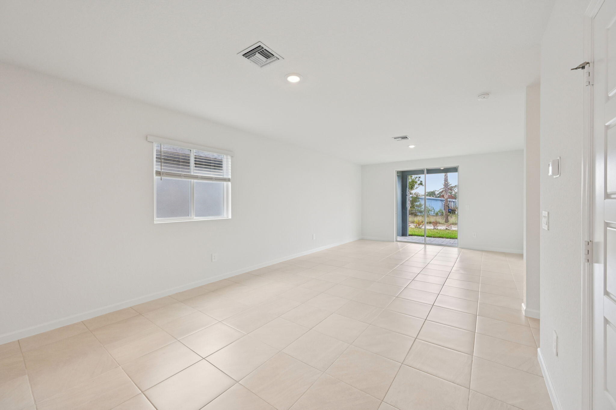 14304 Southwest New Dawn Road Indiantown, FL 34956 - Photo 8 of 40 14304 New Dawn Rd FL (6)