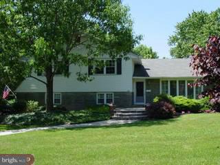 108 Forest Road Moorestown, NJ 08057 - Photo 1 of 6 Gallery Image 1