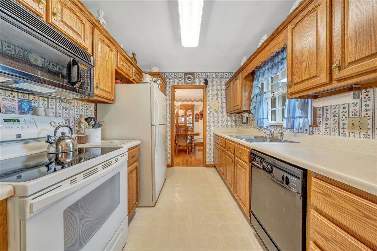 419 Diamond Road Salem, VA 24153 - Photo 11 of 76 12-MIB08607