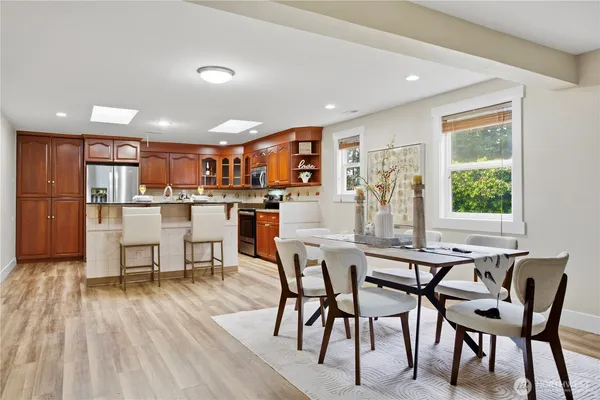$998,000 | 3212 193rd Place Southeast, Bothell, WA 98012