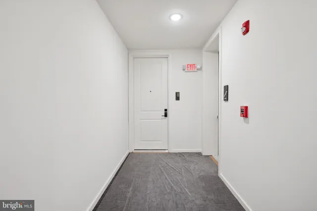 $2,400 | 225-27 North 12th Street, Unit 602, Philadelphia, PA 19107