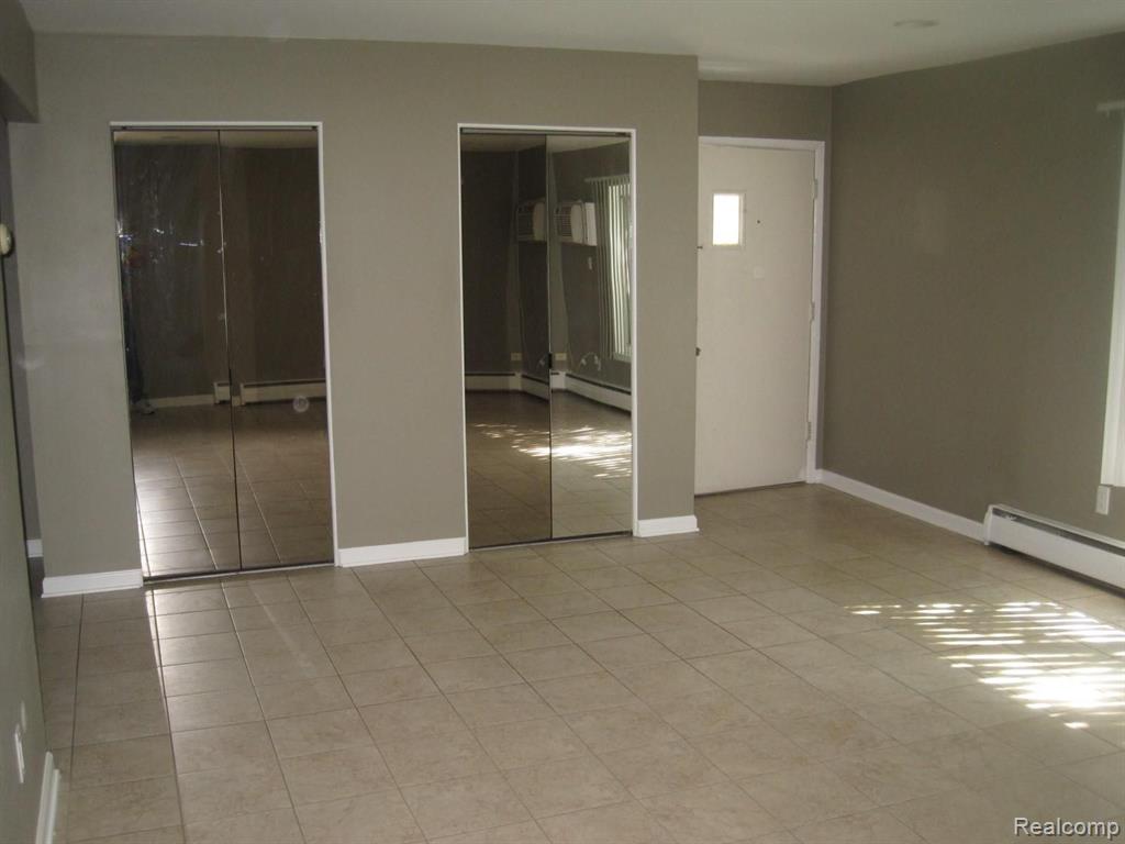 2859 East Maple Road, Unit 1 Birmingham, MI 48009 - Photo 7 of 13
