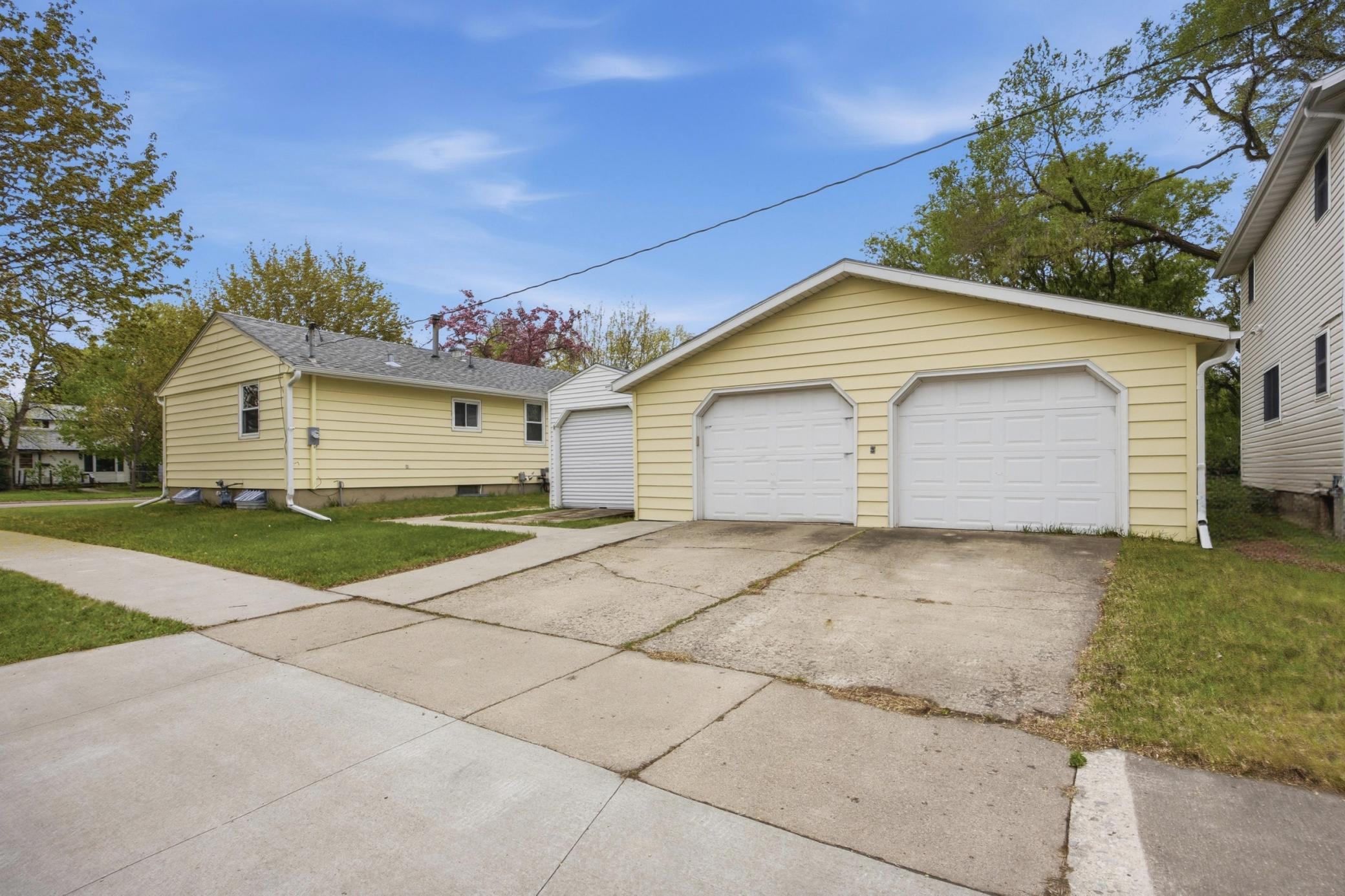 621 19th Street North Moorhead, MN 56560 - Photo 31 of 41