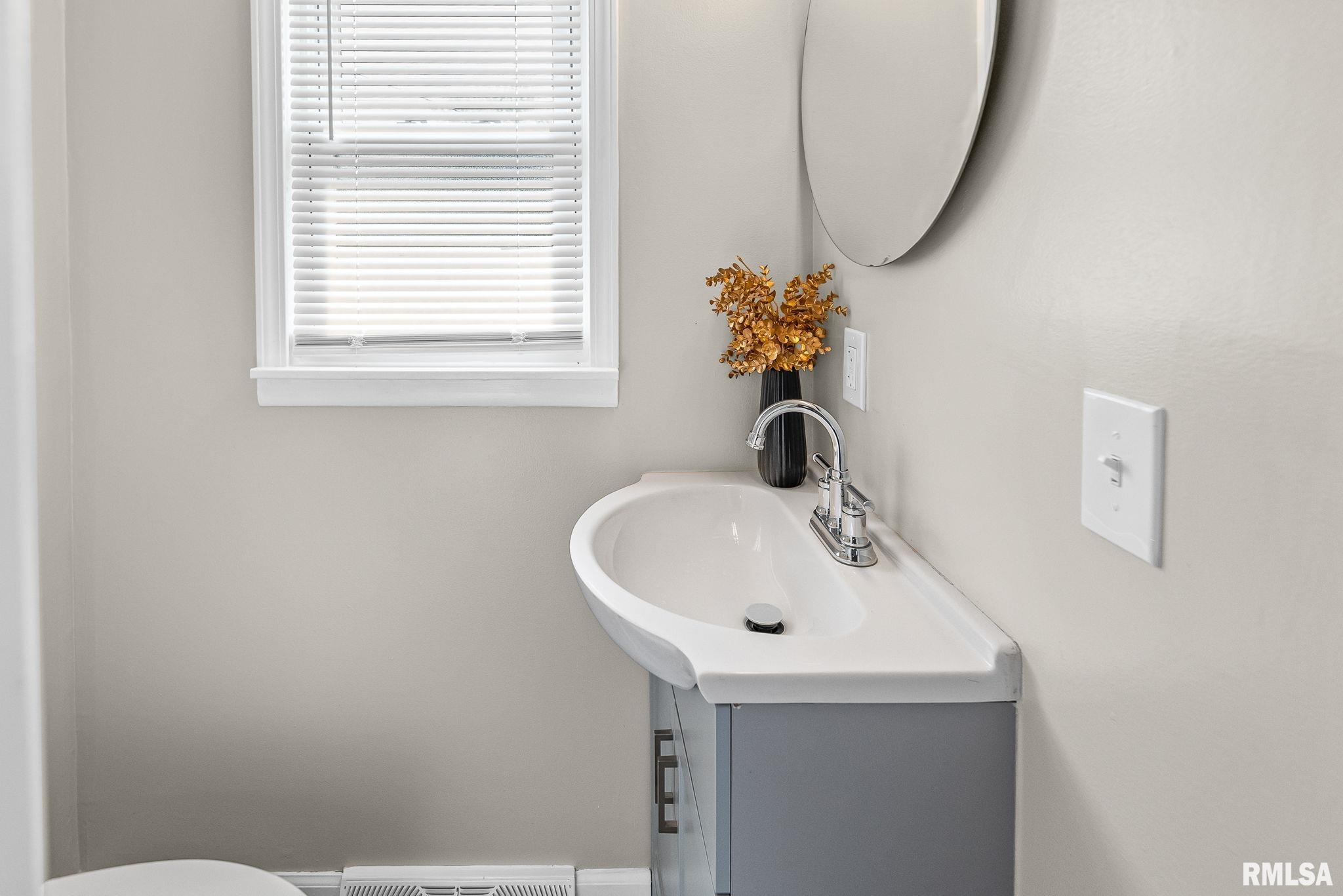 510 Westhaven Drive Centralia, IL 62801 - Photo 18 of 51