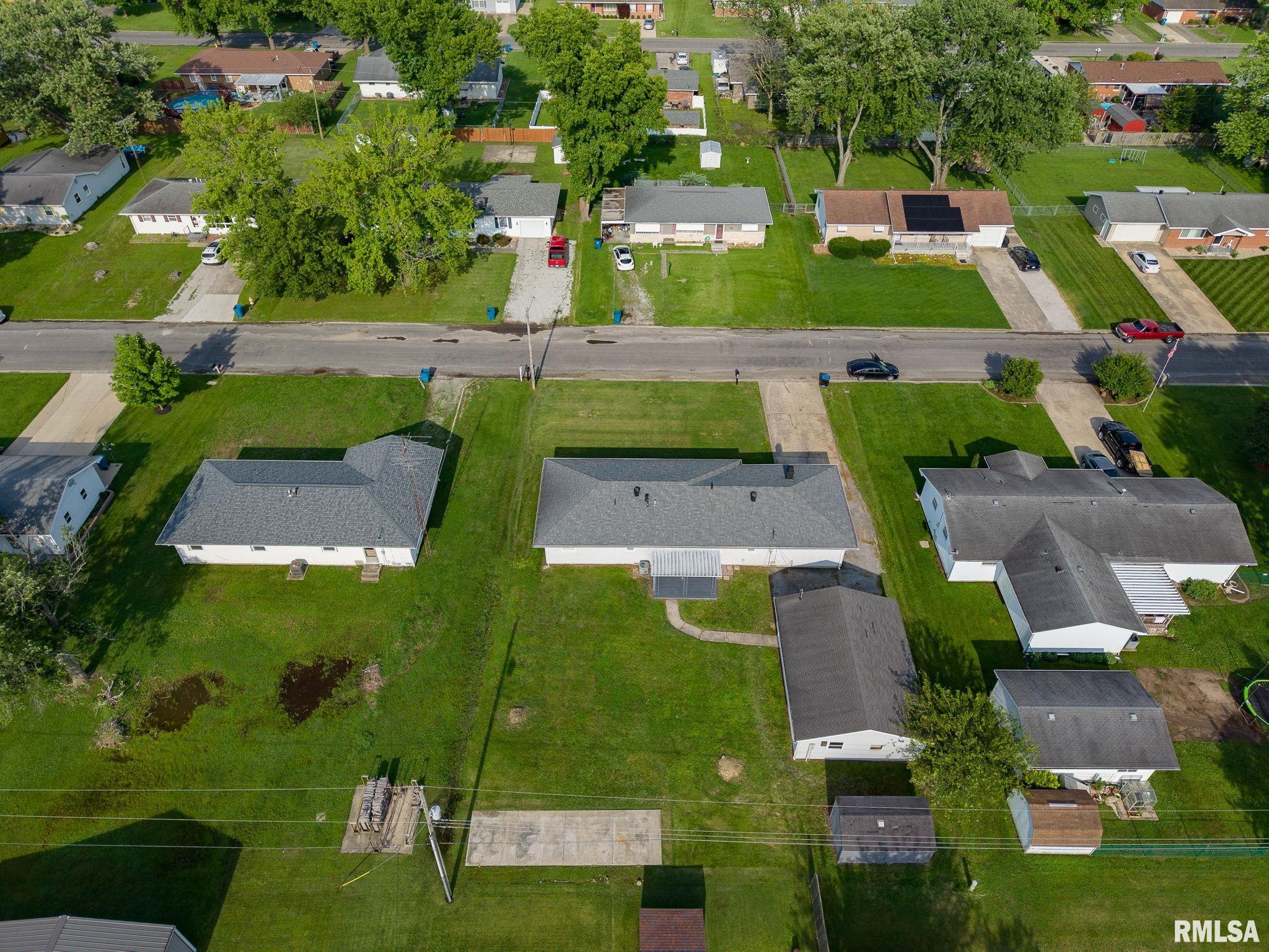 510 Westhaven Drive Centralia, IL 62801 - Photo 48 of 51