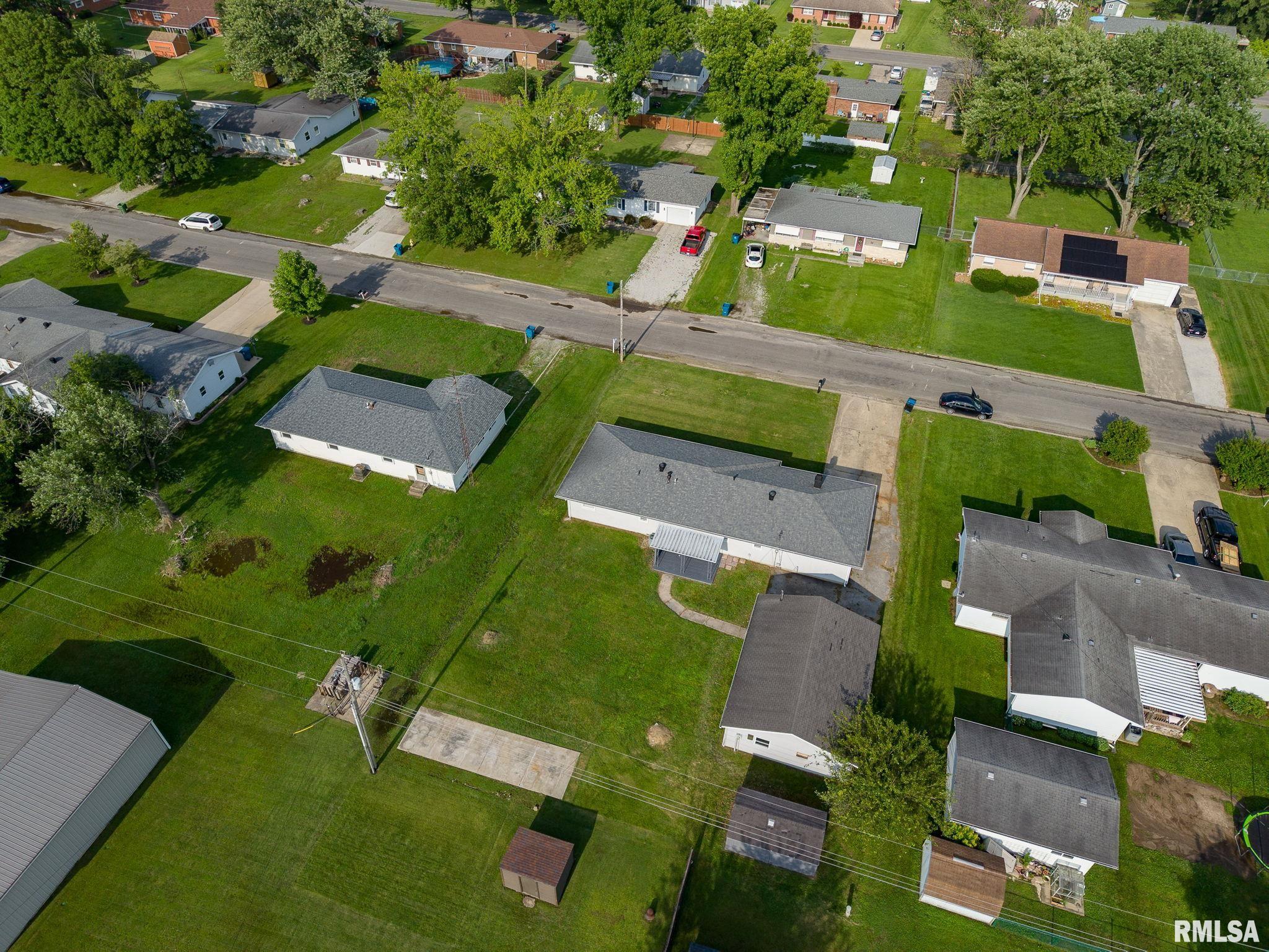 510 Westhaven Drive Centralia, IL 62801 - Photo 49 of 51