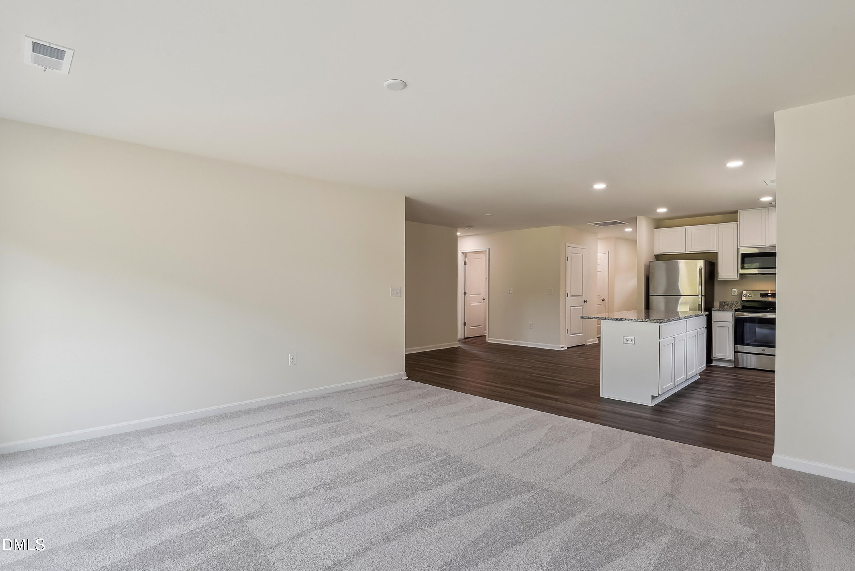 367 Gilliland Road Siler City, NC 27344 - Photo 11 of 31 Triumph - living area
