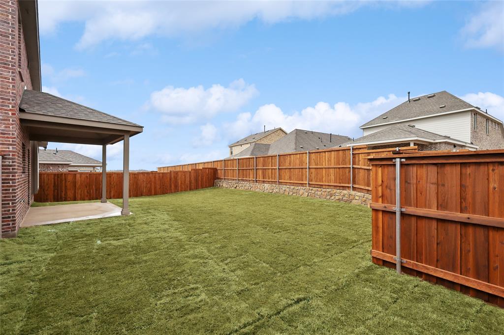 3900 Coco Lane Sherman, TX 75090 - Photo 24 of 40 View of yard with a patio