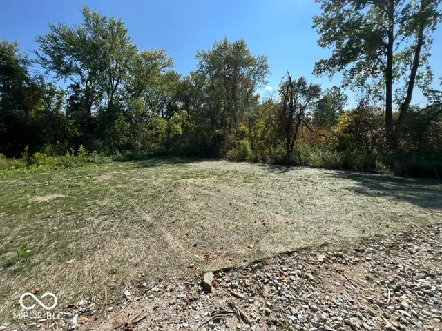 $375,000 | 3073 West 78th Street, Indianapolis, IN 46268