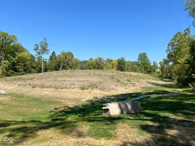 $375,000 | 3073 West 78th Street, Indianapolis, IN 46268