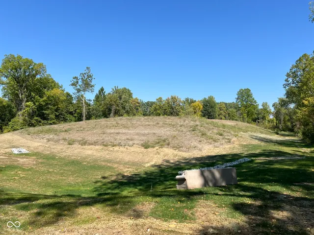 $375,000 | 3073 West 78th Street, Indianapolis, IN 46268