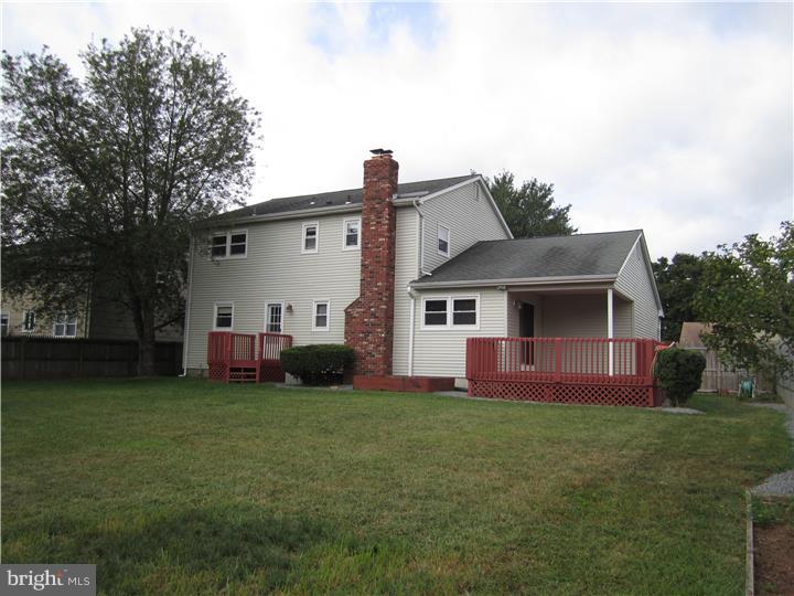 22 Weyburne Road Hamilton, NJ 08690 - Photo 9 of 12 Exterior Back