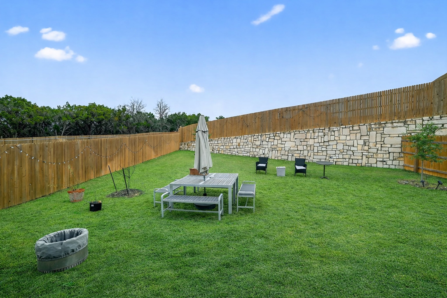 2413 Tucker Lane Austin, TX 78754 - Photo 24 of 26 View of fenced backyard